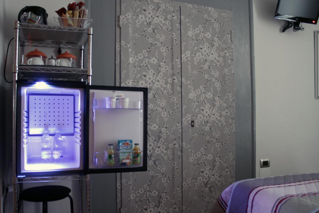 B&B Napoli Plebiscito Habitación foto